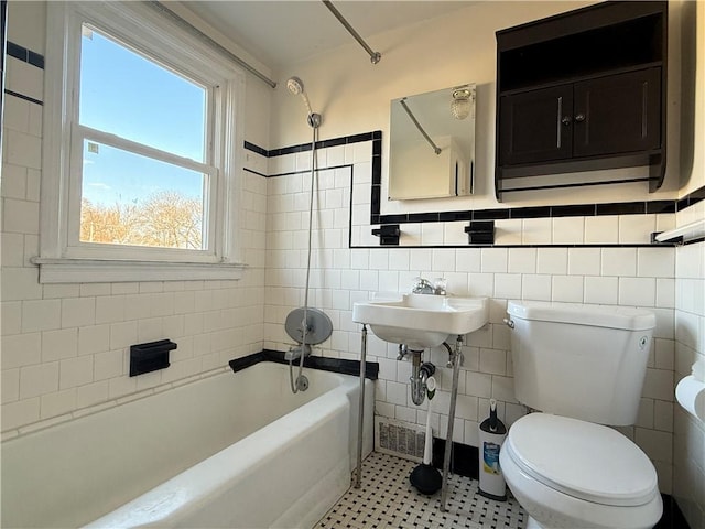 23 Preston Dr, North Kingstown, RI 02852 - bathroom featuring bathing tub / shower combination and tile walls