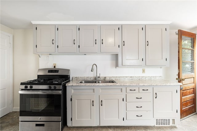 15 Preston Dr, North Kingstown, RI 02852 - kitchen with stainless steel gas range and light stone counters