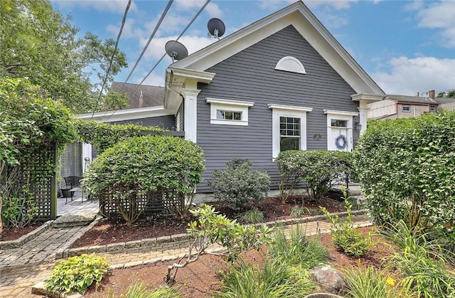 53 Avon St, Somerset, MA 02726 - view of front of home