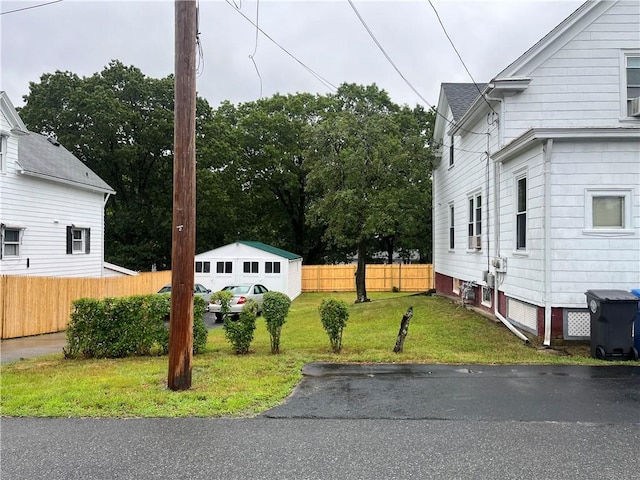 12 Winthrop St, Cranston, RI 02910 - view of property exterior