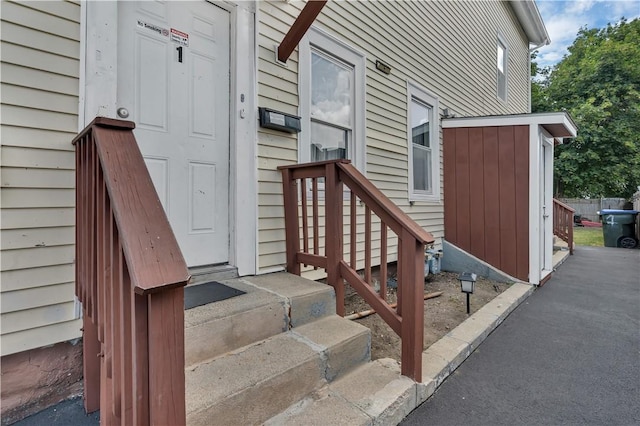 1 Ware St, Providence, RI 02907 - entrance to property