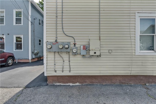 1 Ware St, Providence, RI 02907 - view of property exterior