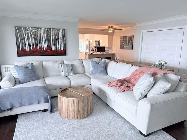 400 Narragansett Pkwy Unit Sb9, Warwick, RI 02888 - living area with crown molding, a ceiling fan, and wood finished floors