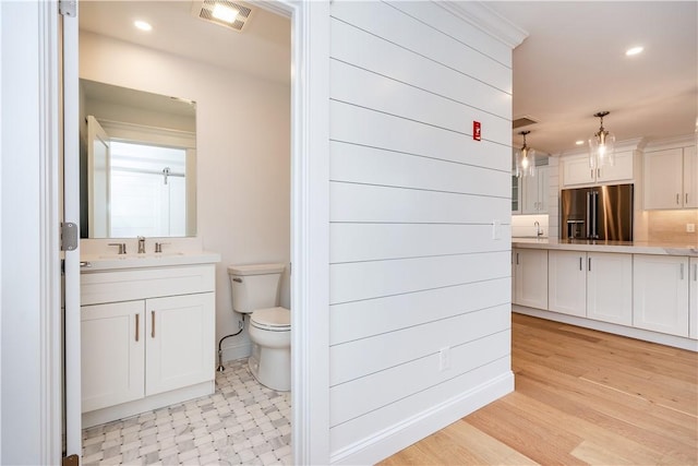 5 Williams St Unit 4, Warwick, RI 02818 - full bathroom with vanity and recessed lighting