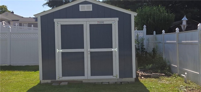 92 Silver Spring Ave, East Providence, RI 02915 - view of shed with a fenced backyard
