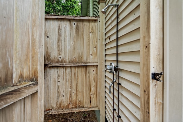 435 Allen Ave, South Kingstown, RI 02879 - exterior view