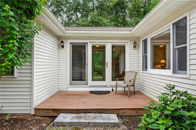 435 Allen Ave, South Kingstown, RI 02879 - view of wooden deck