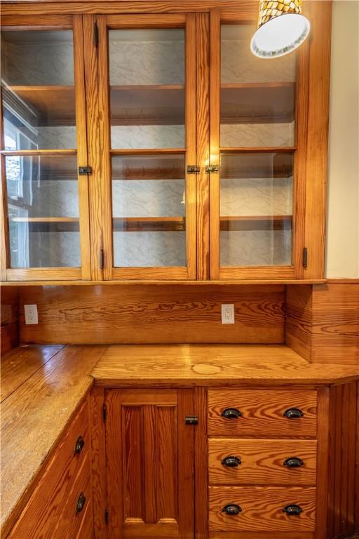 192 Lenox Ave, Providence, RI 02907 - detailed view