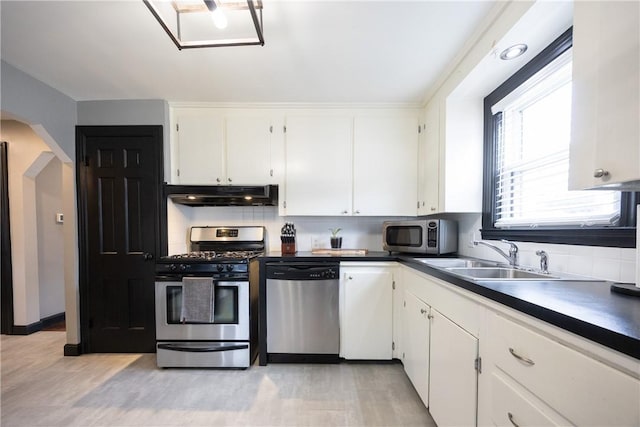 121 Fuller St, Pawtucket, RI 02861 - photo 25