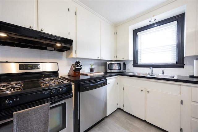 121 Fuller St, Pawtucket, RI 02861 - photo 29