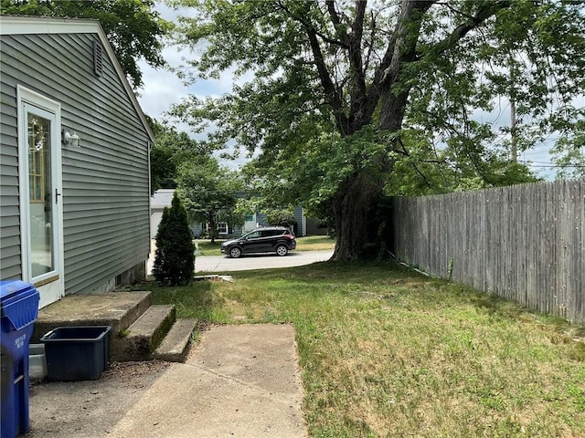 14 Jaycee Dr, West Warwick, RI 02893 - view of yard