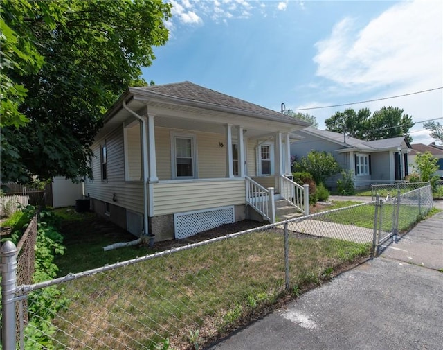 35 Bristol Ave, Pawtucket, RI 02861 - photo 32