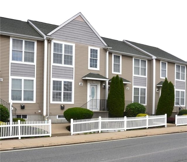 149 S Bend St, Pawtucket, RI 02860 - photo 1
