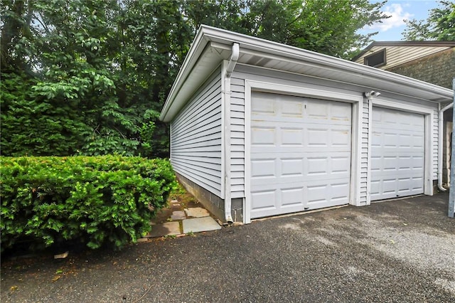 107 Meadow Rd, Woonsocket, RI 02895 - photo 38