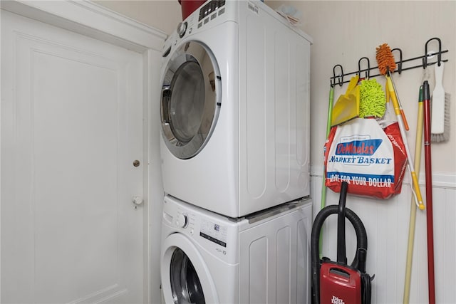 179 Cole Ave Unit 2, Providence, RI 02906 - laundry room featuring estacked washer and dryer
