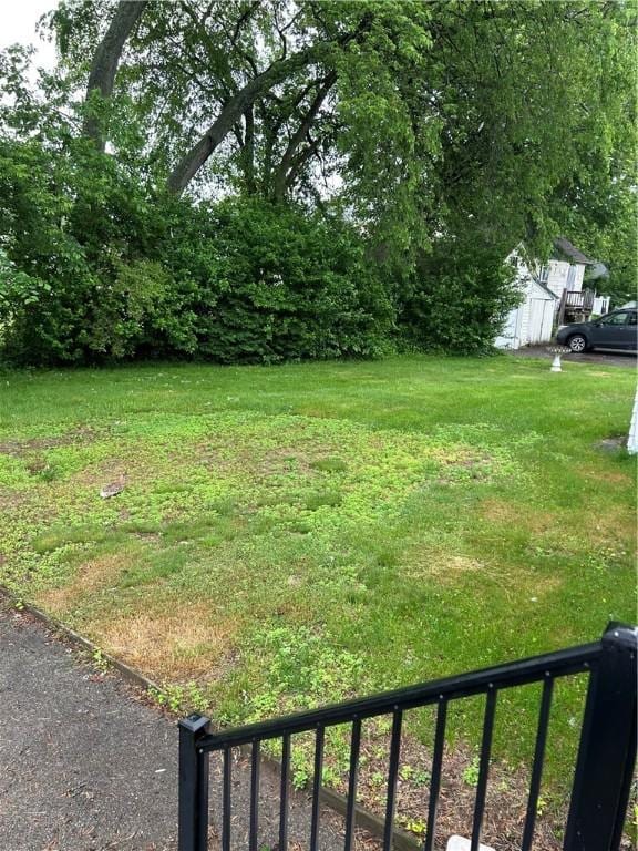 12 Oakland Ave, Johnston, RI 02919 - view of grassy yard