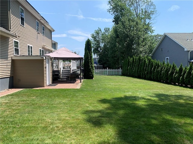 50 Paliotta Pkwy, Cranston, RI 02921 - view of yard featuring a gazebo and a patio