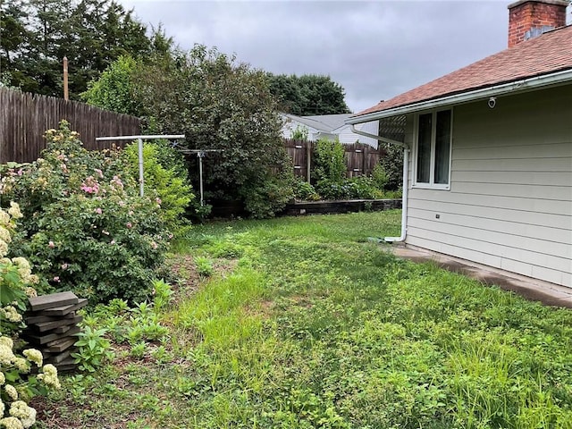 19 Leawood Dr, Cranston, RI 02920 - view of yard