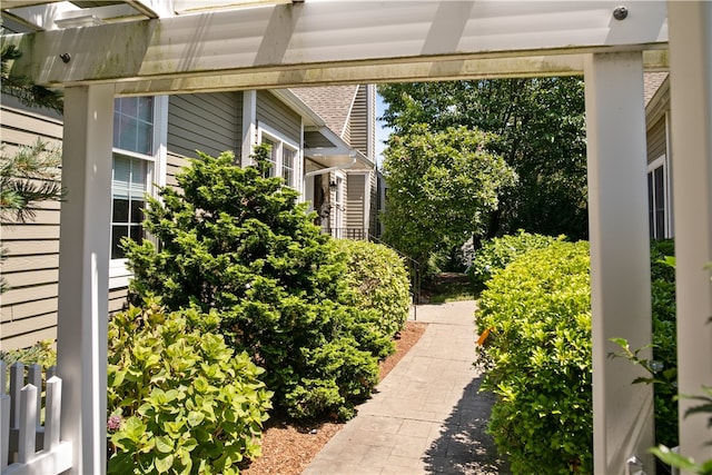 61 Seal Island Rd, Bristol, RI 02809 - photo 2