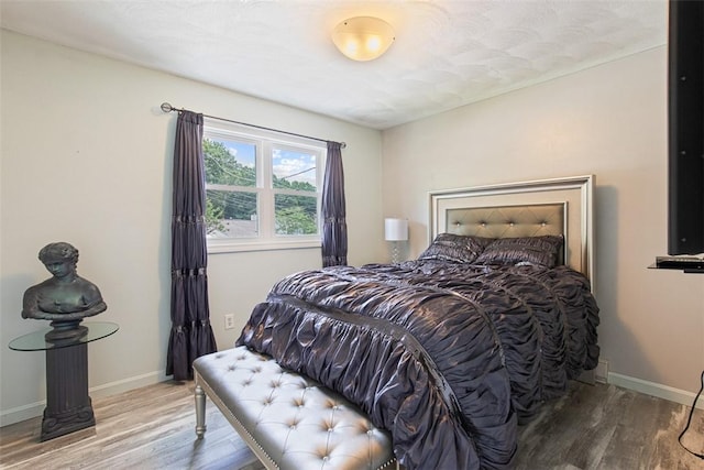 9 Ivy Hollow Ct, Cranston, RI 02921 - bedroom featuring wood finished floors and baseboards