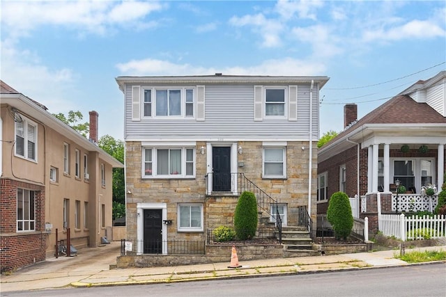 348 Union Ave, Cranston, RI 02909 - photo 1