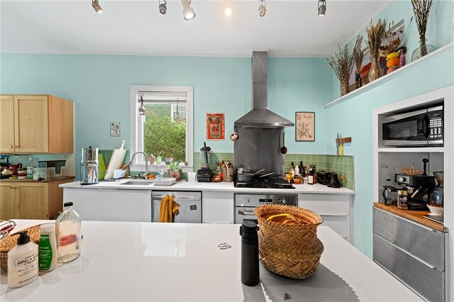 61 Doyle Ave, Providence, RI 02906 - photo 21