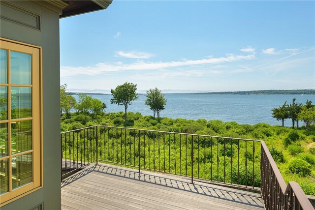 272 Carnegie Harbor Dr, Portsmouth, RI 02871 - photo 20