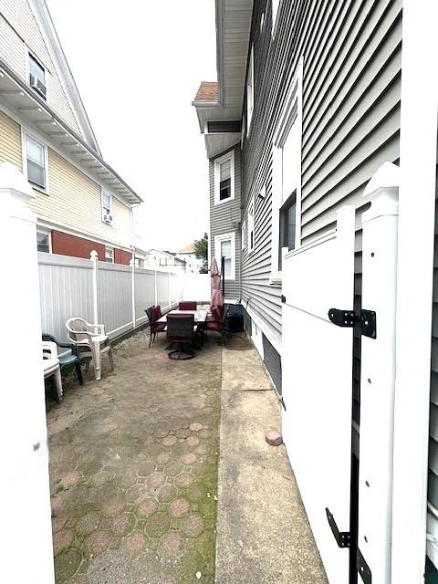 582 Public St, Providence, RI 02907 - photo 30
