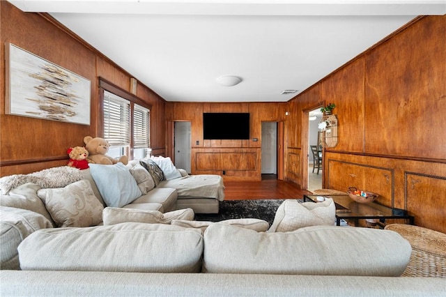 1352 Newport Ave, Pawtucket, RI 02861 - photo 12