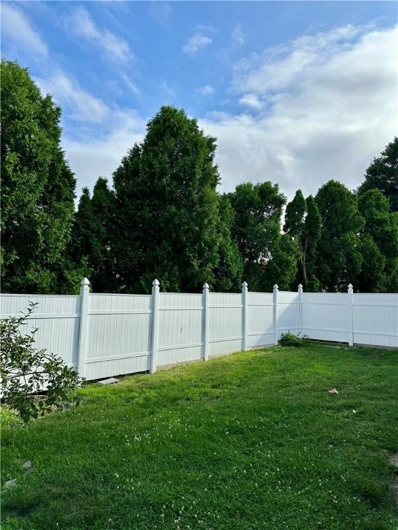 539 Tidewater Dr, Warwick, RI 02889 - photo 5