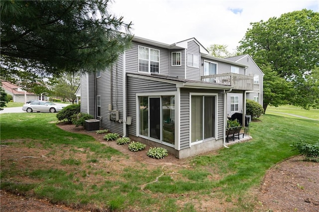 18 Pond Ct Unit B, North Providence, RI 02904 - photo 3