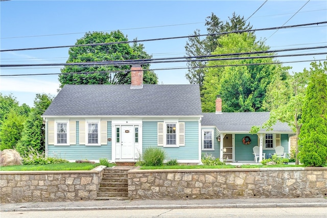 492 Oaklawn Ave, Cranston, RI 02920 - photo 1
