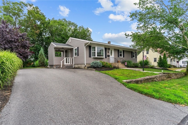 30 Newwood Dr, Cranston, RI 02920 - photo 1