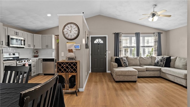 133 Oakdale Ave, Pawtucket, RI 02860 - photo 12