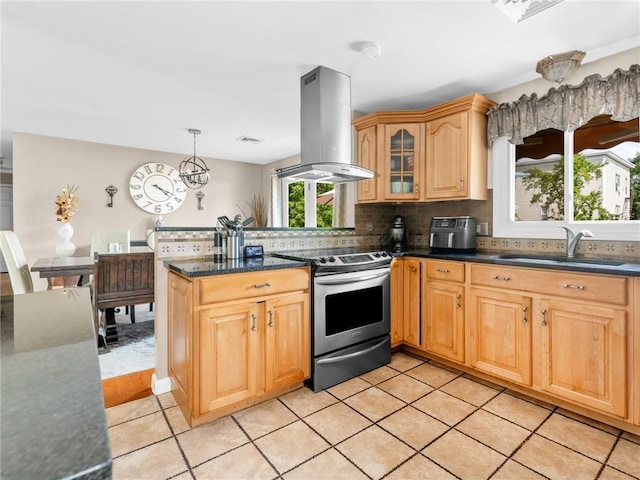 80 Capwell Ave, Woonsocket, RI 02895 - photo 5