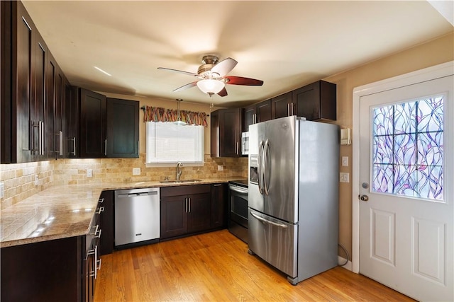 19 Hillside Ave, Newport, RI 02840 - photo 2