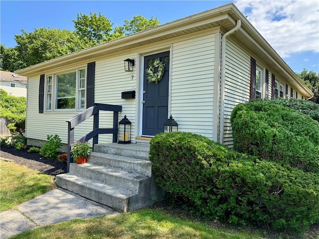 7 Wallis Ave, Barrington, RI 02806 - photo 1