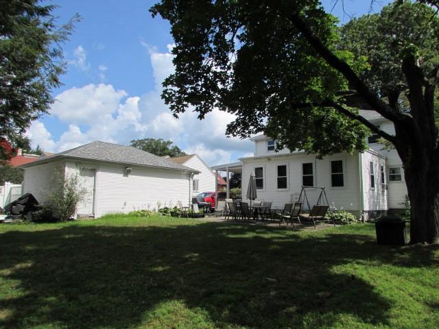 147 Glen Rd, Woonsocket, RI 02895 - photo 20