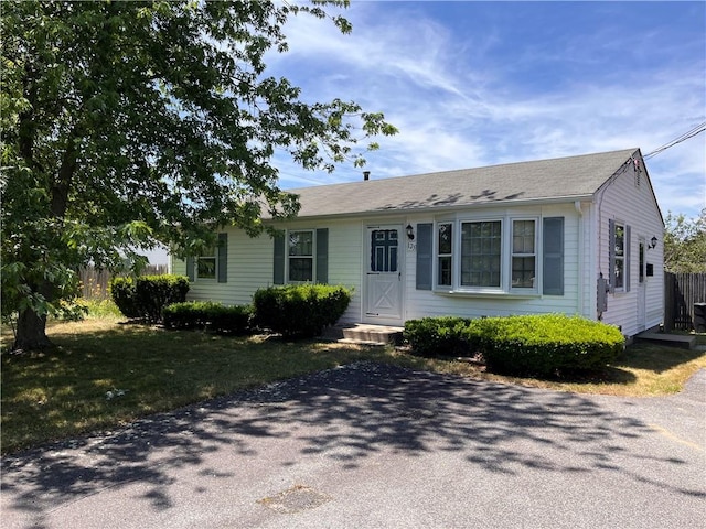 125 Monticello Rd, Pawtucket, RI 02861 - photo 1