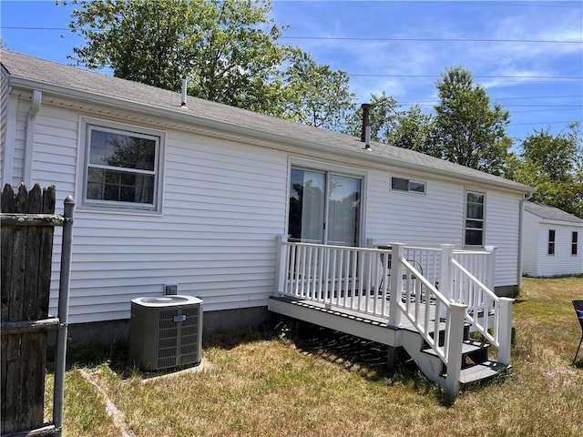 125 Monticello Rd, Pawtucket, RI 02861 - photo 2