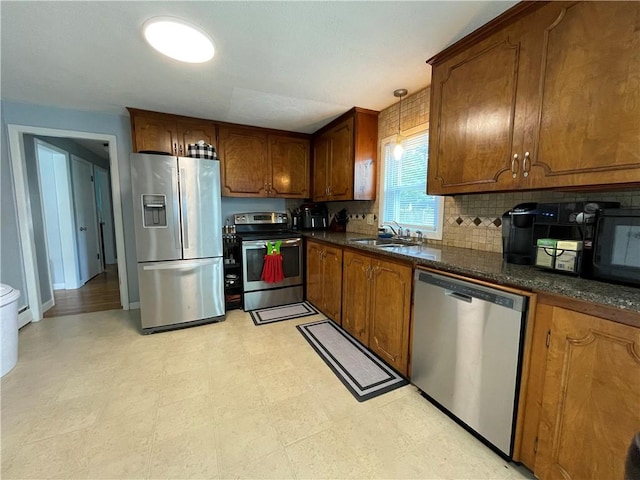 71 Glenwood Dr, North Kingstown, RI 02852 - photo 17
