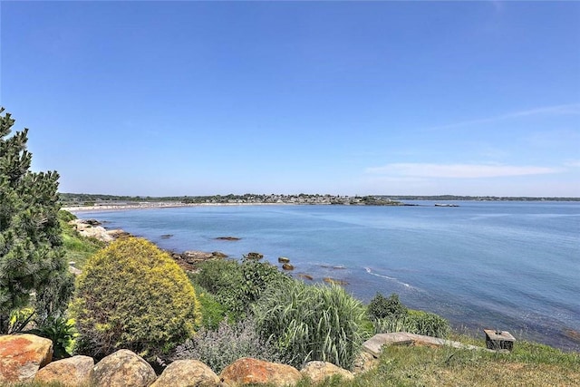 727 Boston Neck Rd, Narragansett, RI 02882 - photo 11