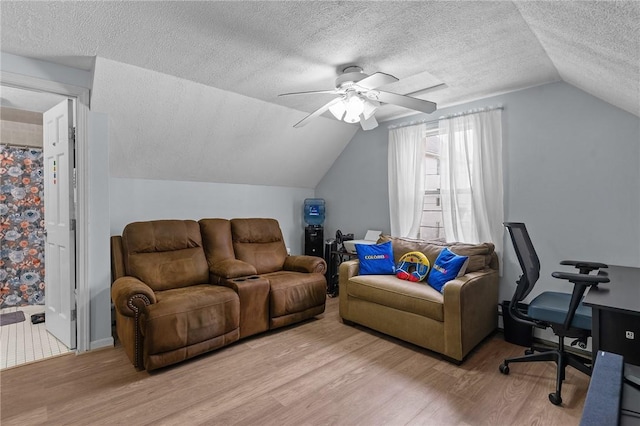 47 Bloomingdale Ave, Pawtucket, RI 02860 - photo 15