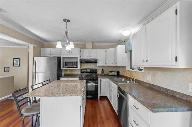 81 Pender Ave, Warwick, RI 02889 - photo 10
