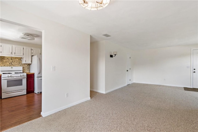 801 Pinewood Dr, Smithfield, RI 02917 - photo 5