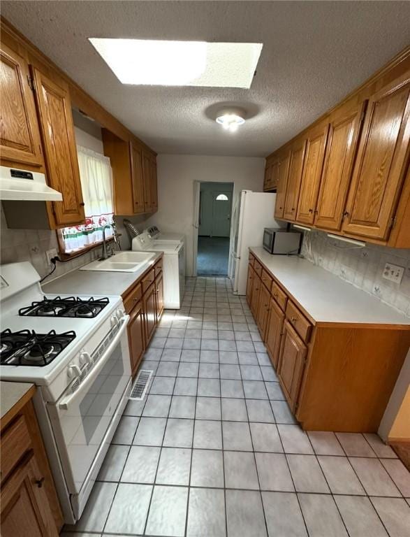 42 Leigh St, Warwick, RI 02889 - photo 4
