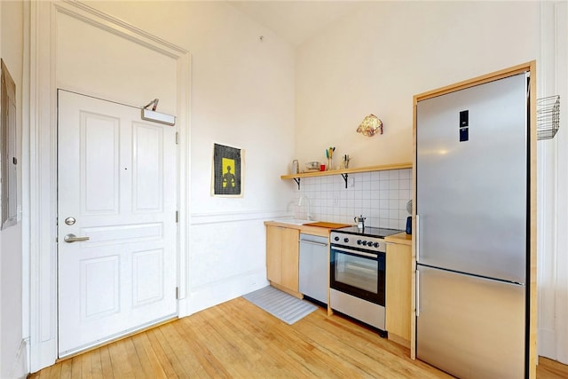 225 Weybosset St Unit 2, Providence, RI 02903 - photo 9