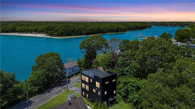 388 Sea View Dr, Warwick, RI 02889 - photo 1