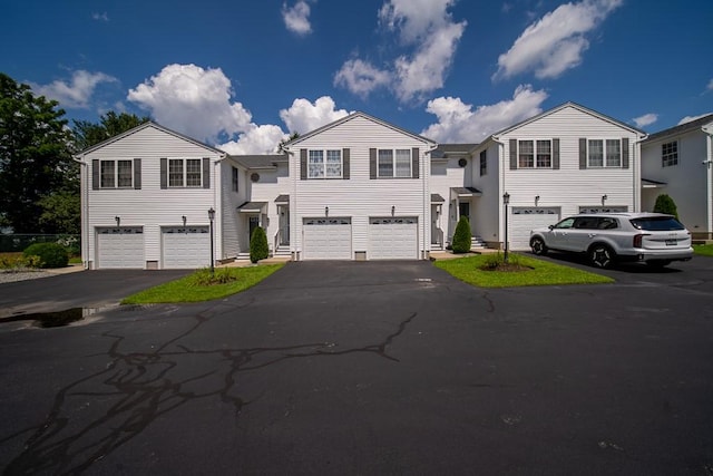 572 Smithfield Rd Unit 8, North Providence, RI 02904 - photo 1