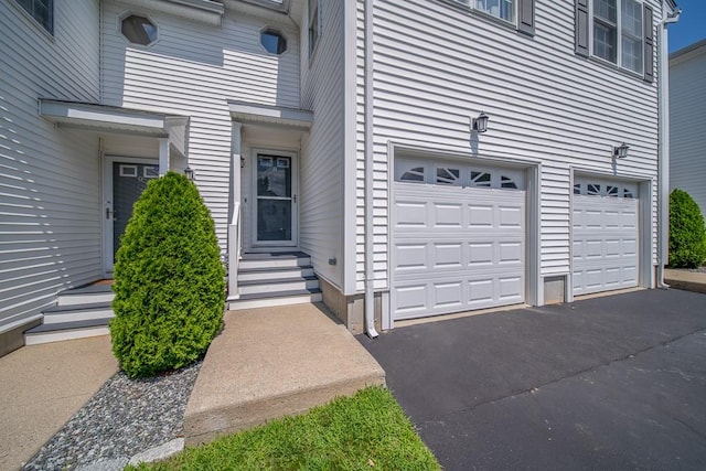 572 Smithfield Rd Unit 8, North Providence, RI 02904 - photo 3